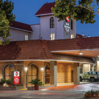Best-Western-Plus-South-Bay-Hotel