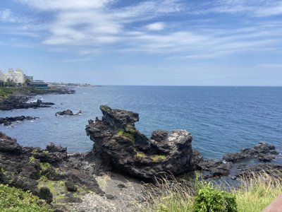 Yongduam Rock 2 400x300 1