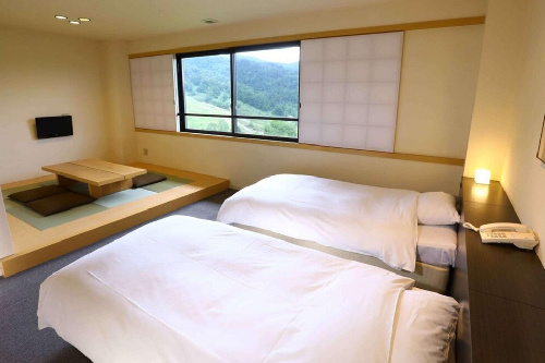 Manza Onsen 5 500x333 1